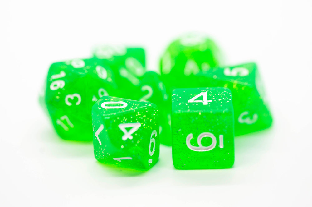 Old School Dice 7 set Sparkle - Translucent Light Green