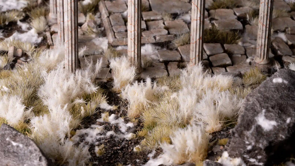 GamersGrass Grass Tufts: Spikey Winter - Wild