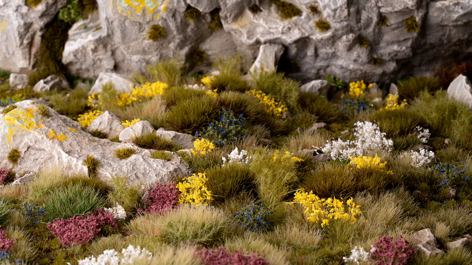 GamersGrass Grass Tufts: Wild Flowers Set 4-6mm - Wild | Gauntlet Hobbies - Angola